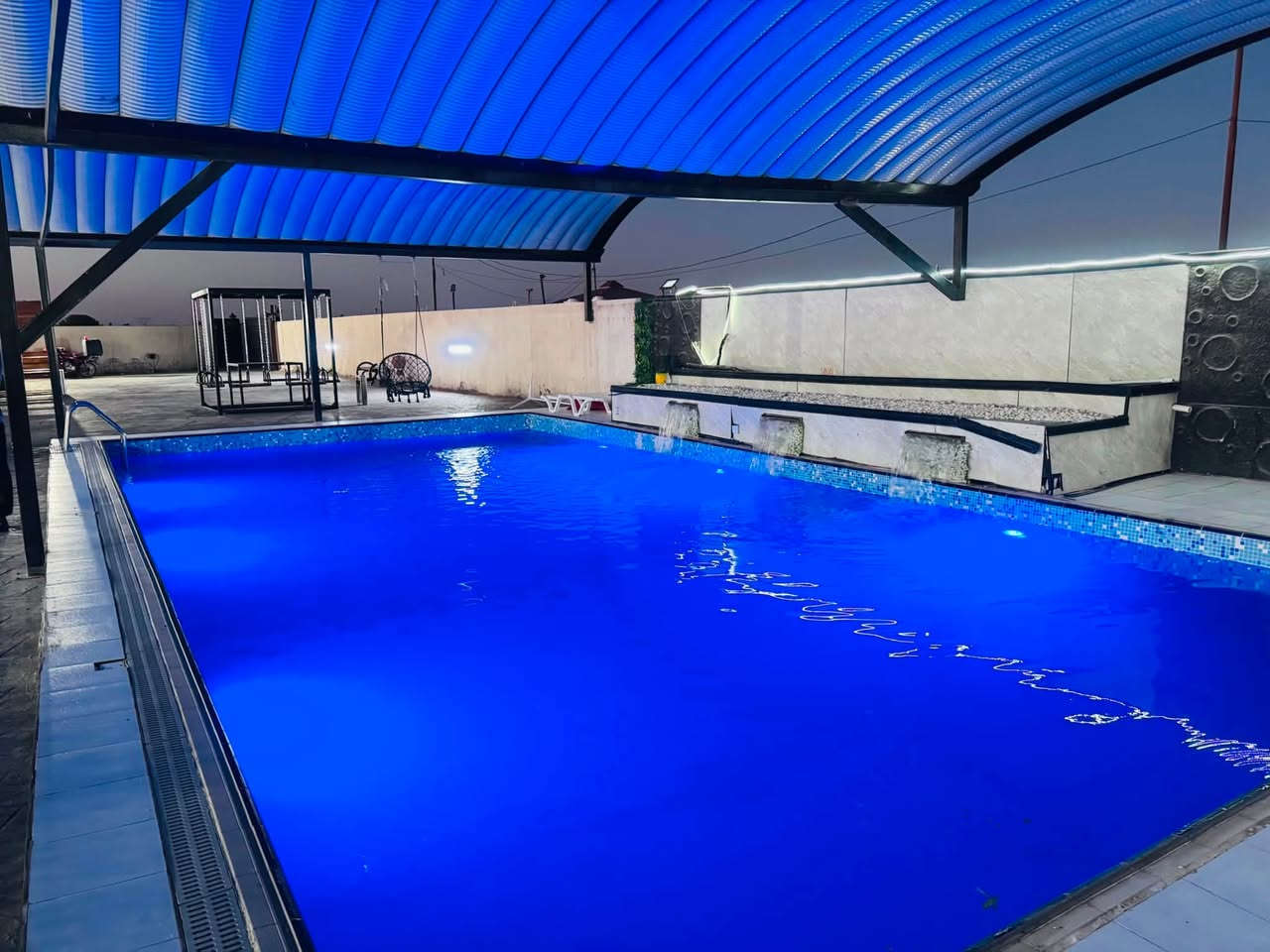 مزرعة فرح ⛱️☀️
موقعنا في ابو غريب
تحتوي المزرعة على ✨
غرفتين نوم 🛌 
صالة كبيرة 
مطبخ 🥘
واستقبال 🎀
تحتوي ع مسبح كبير 🐳🌊
تحتوي ع العاب كبار :
منضدة و كرة طائرة وبليارد 
والعاب اطفال 
للاستفسار الاتصال ع 
***********
***********
