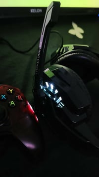 سماعه RGB  بيهه مايك ويه الكارتونه بيهه مدخل ابره وبيهه ابره والمدخل ا...