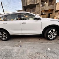 كيا سورنتو 2020 السياره ماشيه 83000حقيقي السياره خليجيه   رقم اربيل بس...