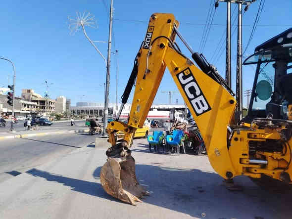 حفاره جي سي بي دخول جديد موديل 2014فول مواصفات مكفوله كفاله عامه رقم نكليزي مكان كربلاء رقم الهاتف /***********/***********/
