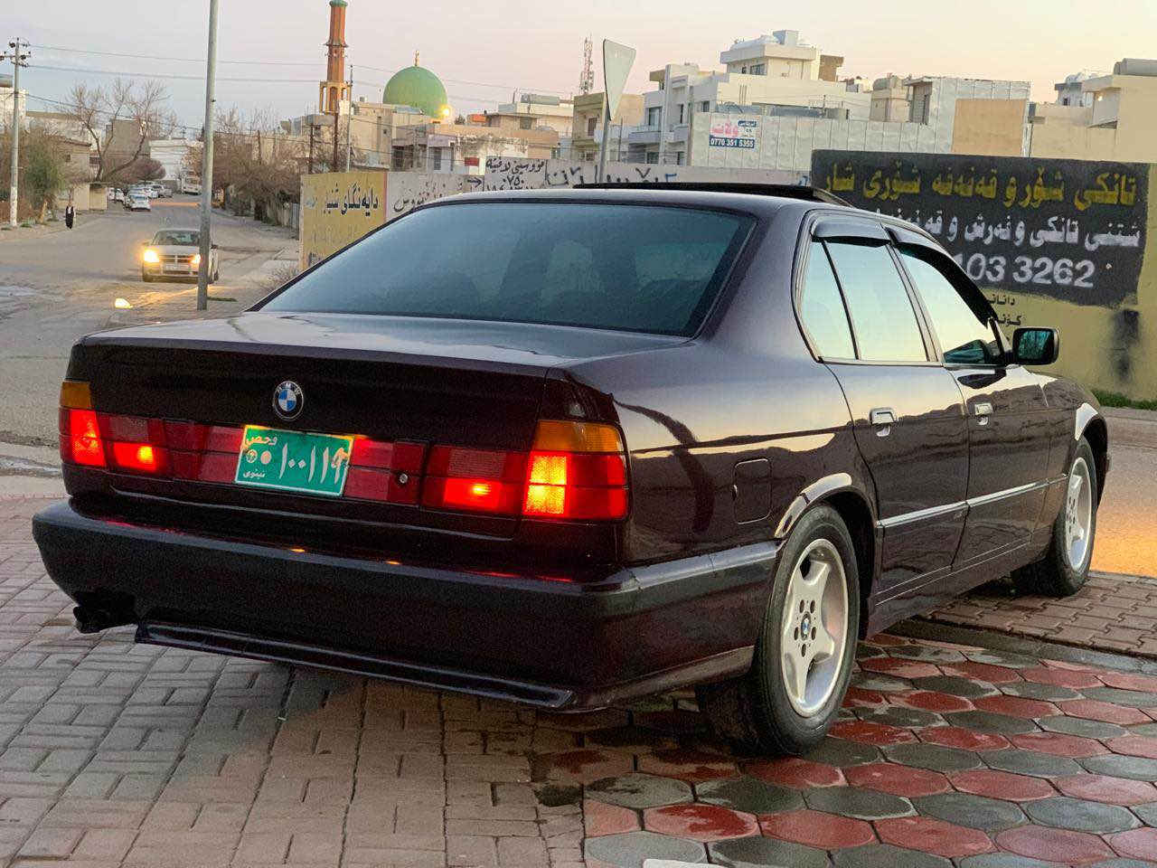 بیئێم مۆدێل ١٩٩٢
ئاڕمی پلاستیکی سلێمانی
٥٢٠ گێڕ عادی
کامل پەمپ بۆ جوانی
یەک چەمەلەخی دواوەی لێدراوی هەیە
گێڕو مەکینەو تەقەو ڕەقەو ئاڕمو ئەوەلیاتی بەشەرت

٤٨ گەڵاو معامەلە
سلێمانی
***********
*********** السليمانية, العراق
