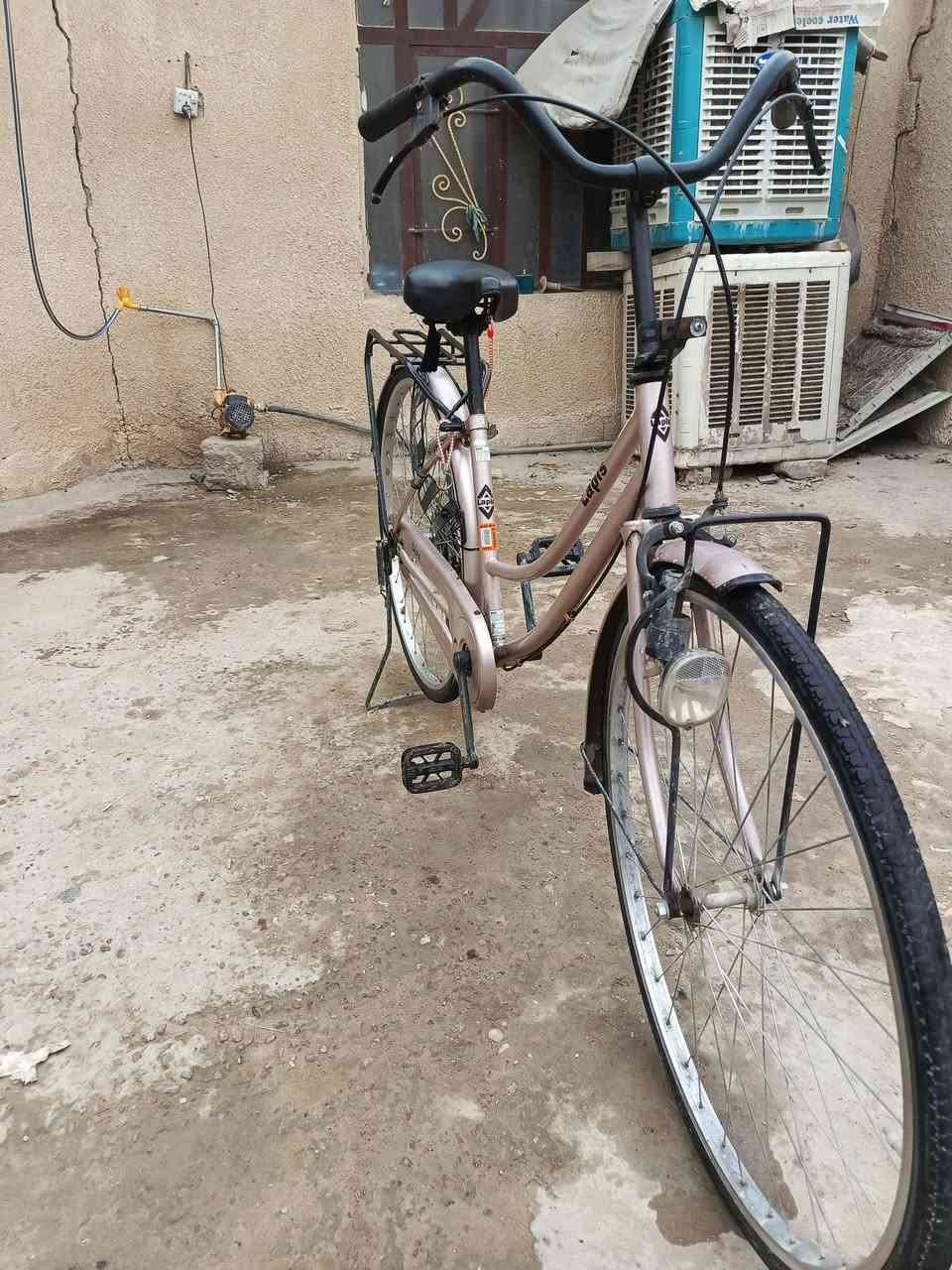 سلام عليكم بايسكل للبيع حجم27بناتي 
السعر110
مكان بغداد الكاظميه لا يوجد توصيل
بقيه التفاصيل اكثر خاص.


**إذا كنت صاحب هذا الإعلان وتريد حذفه لأي سبب، رجاءا أرسل رسالة إلى الدعم الفني**