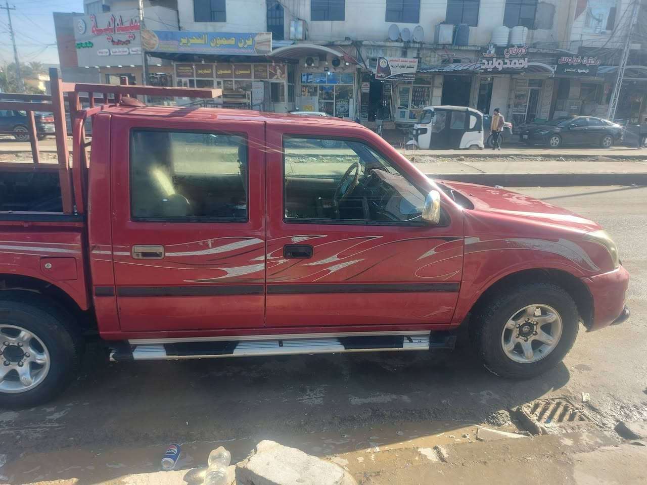 السلام عليكم بيكم كنو 2009 اوتوماتيك رقم انكليزي بغداد سيارة خير من الله السعر 55 وبيها مجال المكان ديالى بعقوبه الاستفسار ***********
