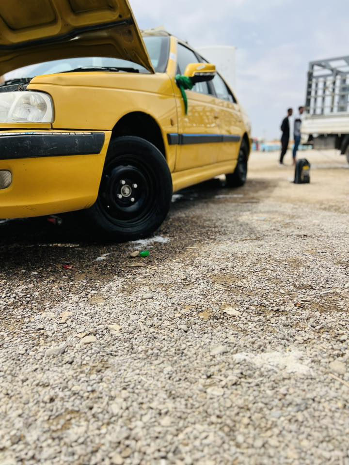 بيجو بارص 2015 
سياره حلوه ونضيفه 
مكفوله كفاله عامه 
بيها فقط صبغ هلالات 
سعرها 37 وبيها مجال 
رقمها واسط أ
مكاني ذي قار قضاء الفجر 
تحويل ثاني يوم سنويتها ل2027
مزيد من التفاصيل الاتصال 
***********
ممتواجد ع الفيس
