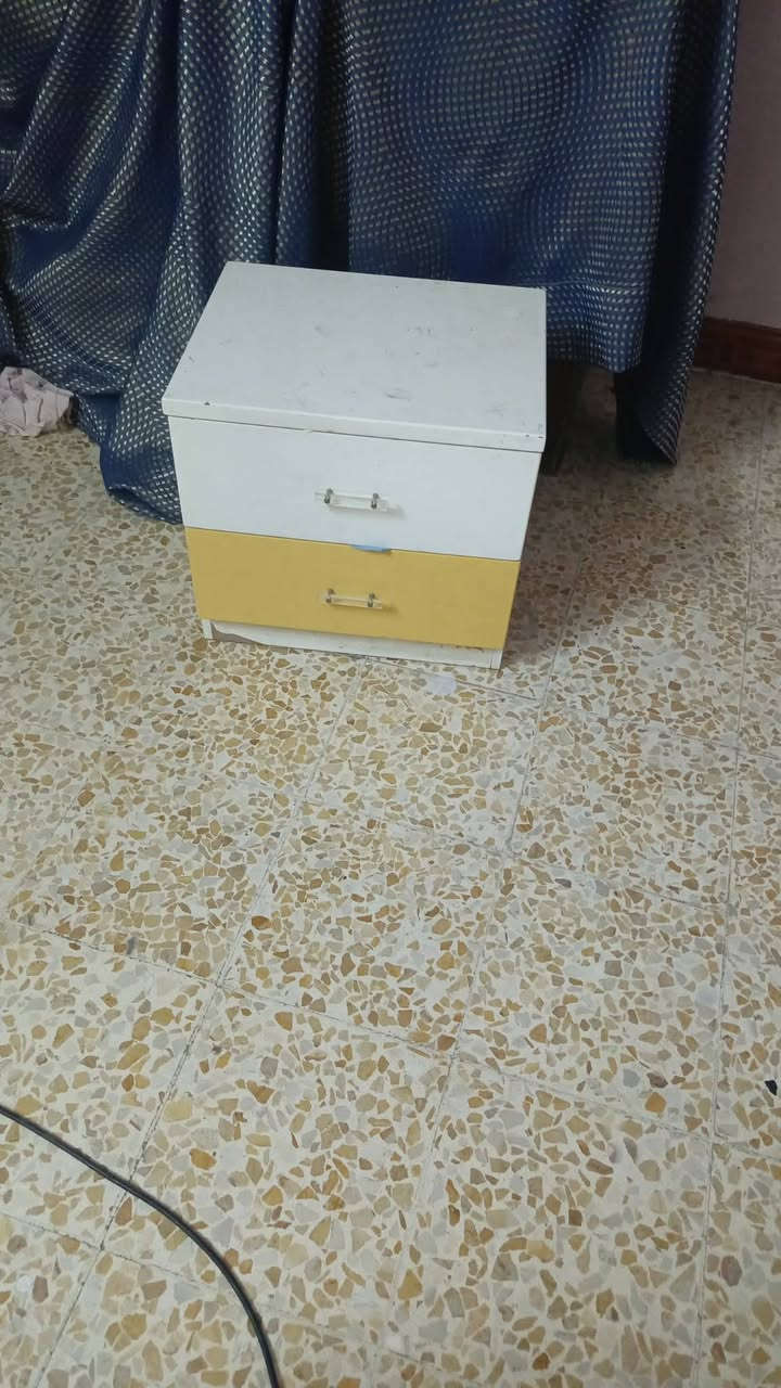 غرفه عدد ٢ مال نفر سعر ١٠٠الغرفه ثنينهم ٢٠٠ وبي مجال


**إذا كنت صاحب هذا الإعلان وتريد حذفه لأي سبب، رجاءا أرسل رسالة إلى الدعم الفني**