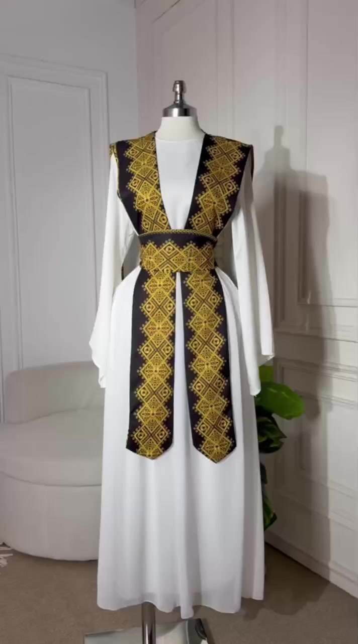 فستان العيد❤‍🩹
السعر 29الف فقط 
توصيل بصره 5 محافضات 6
خامة ستن & شيفون 
38-40-42-44-46-48


**إذا كنت صاحب هذا الإعلان وتريد حذفه لأي سبب، رجاءا أرسل رسالة إلى الدعم الفني**