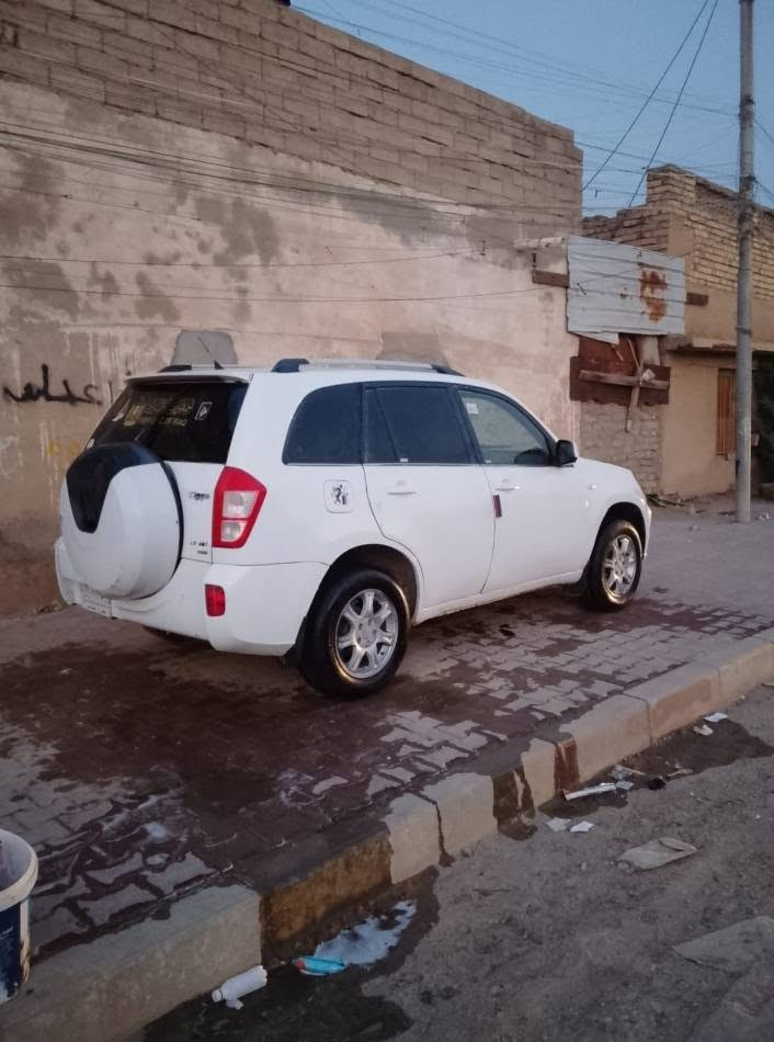 السلام عليكم سياره تيكو للبيع كامله مكمله شغاله كلها كهربايات تبريد تخم تيارات جدد حداديه نظيفه ما بيها اي نقص رقم تحويل باسمك ثاني يوم سنويه كامله مكمله ما باي نقص شغاله تبريد شغال فول يوجد رقم تليفون *********** والسعر ب 40 وش راي خدمته
