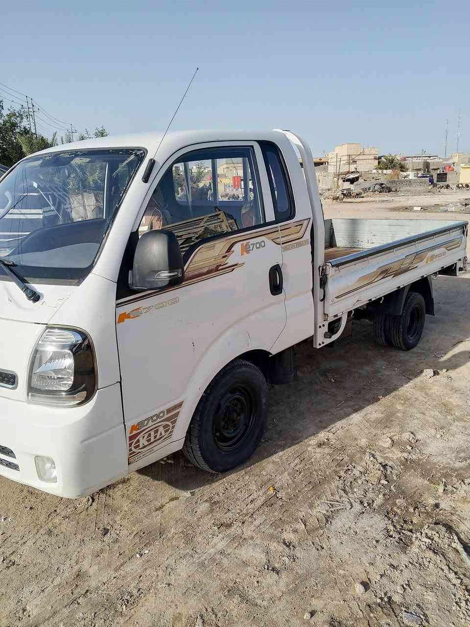 السلام عليكم كيا حمل2020الشكل الجديدرقم بصرةسنوية 27 تحويل مباشر مكفولة ضربة وصبغ رقم شاصي واضح حدادة تخم تاير العنوان البصرة الزبير السعر 118،،،***********
