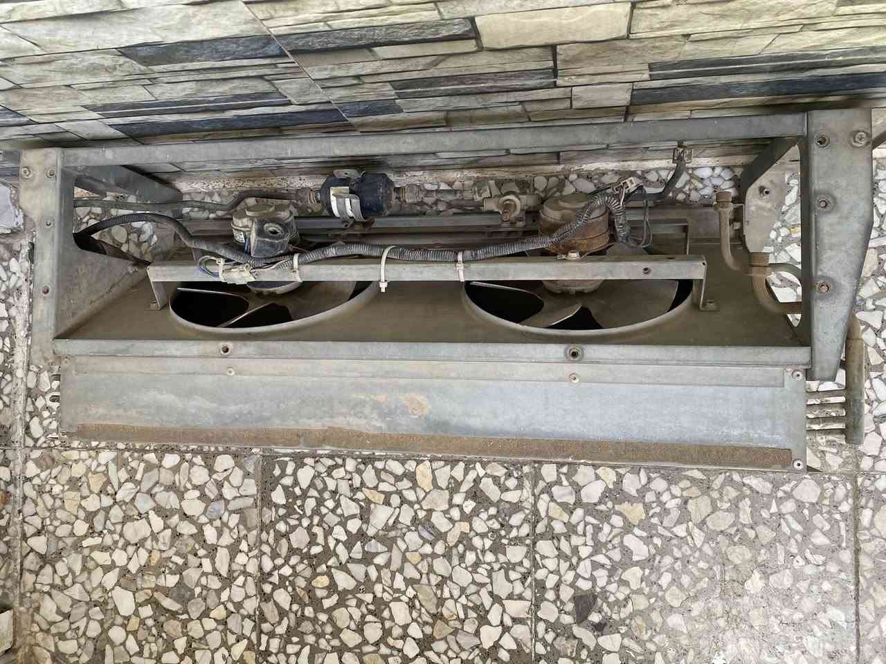 راديتر  براد للبيع
شغال كلشي مابيه 
مكانه بغداد 
***********
