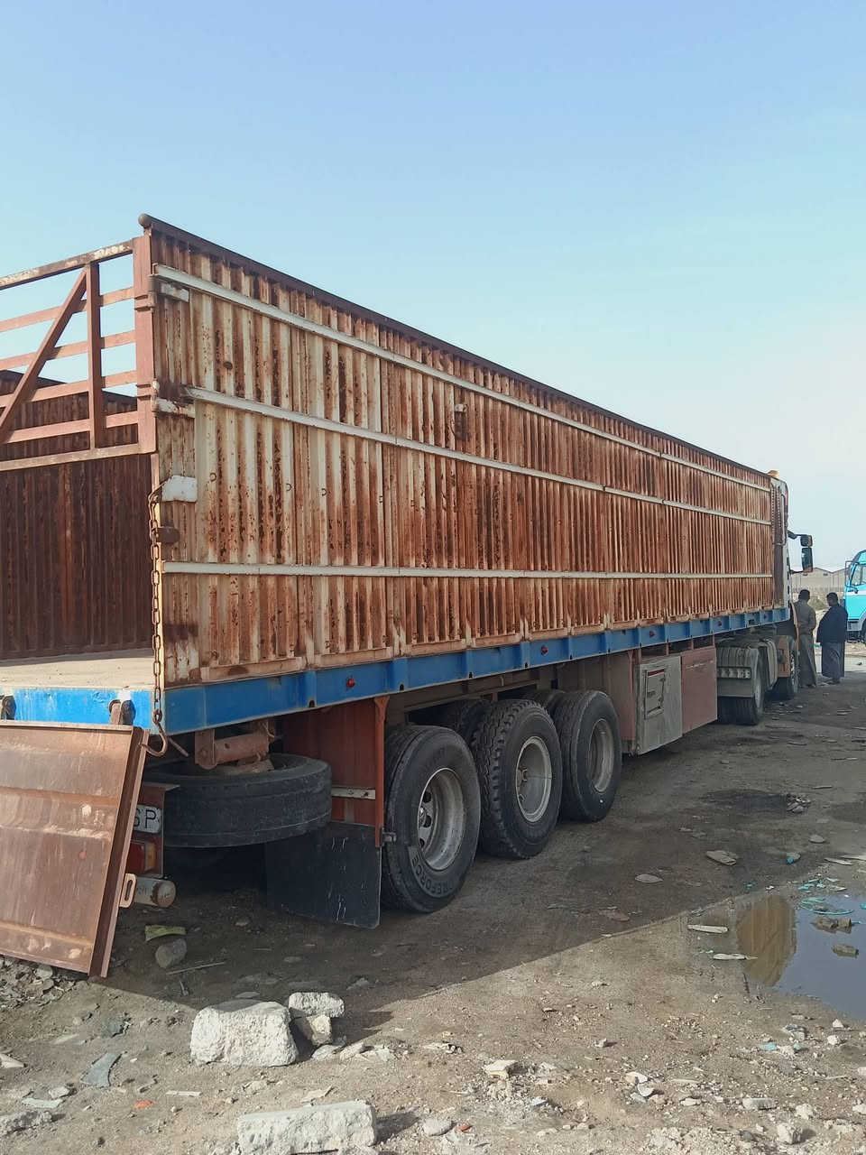 السلام عليكم عربانه للبيع شاصي 16 ارتفاع185 طولها 12.50 دناكير واحد 13 وثنين 14 مكانها البصرة الكرنه
رقم موبايل ***********
مكلف بل نشر
