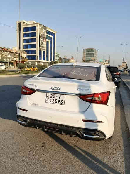 سلام عليكم شيري اريزو 5 موديل 25 سياره كلين مال بيت ماشيه 11 الف قابل لزيادة
مواصفاتها معروفه #السعر 120 بي مجال 
للاستفسار انتصل ((***********))
