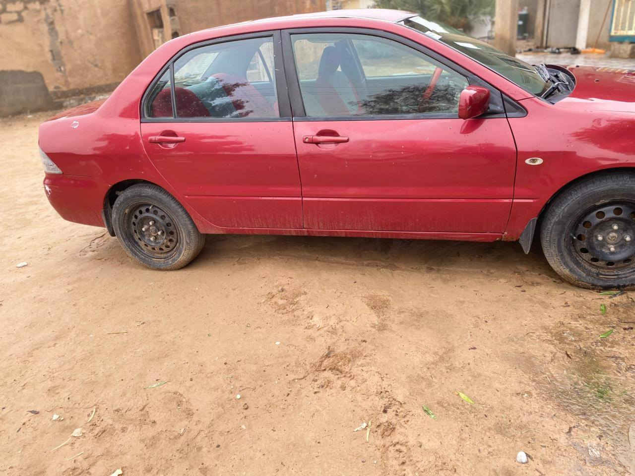 لانسر موديل ٢٠٠٦ سنويه ٢٠٣٠ بشرط تحويل محرك وكير لوك صدر جديد صبغ عام الجماليه بدون حادث السعر ٦٥ وبيه مجال عنواني ديالئ دلي عباس ***********.         ***********
