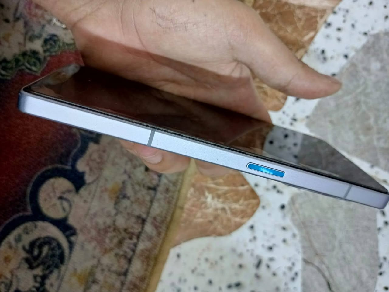 موبايل لنفنكس نوت 50 برو بلس فايف جي
للبيع
السعر 400 وبي مجال
الموصفات
الذاكره 256
عشوائيه 12
المعالج Mediatek Dimensity
البطاريه 5200
يدعم شحن سريع بقدره 100 واط
نضامه اندرويد 15
يلعب بوبجي 120 فريم
كامل ملحقات
استخدامه قليل جدااا
الفطور الي بي بلاصق الفوك
نضافته 100/100 
العنوان البصره التنومه


**إذا كنت صاحب هذا الإعلان وتريد حذفه لأي سبب، رجاءا أرسل رسالة إلى الدعم الفني**