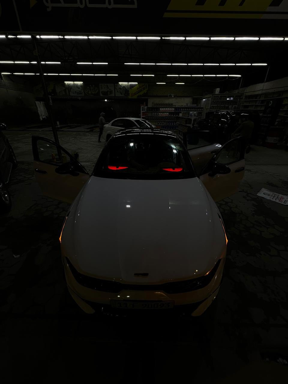 سياره k5 جيتي لاين

موديل 2022 
وارد امريكي 
محرك 1600 تيربو 
مواصفات GT LINE
اللون ابيض 
فول مواصفات ماعدا الفتحه فقط
بصمه 
دواخل اسود
شحن هاتف واير لس 
قياده ذاتيه ع الخطوط السريعه 
مثبت سرعه 
نضام ABS 
دخول ذكي  
رادار امامي +جوانب + خلفي 
تثبت المسار 
نقطه عمياء 
تشغيل عن بعد
‏Led لد امامي خلفي  
تزويد كامل ابلادي 
حادثها قطعتين بنيد وجاملغ فقط
سياره رقم بغداد مداور كبل بسمك


**إذا كنت صاحب هذا الإعلان وتريد حذفه لأي سبب، رجاءا أرسل رسالة إلى الدعم الفني**