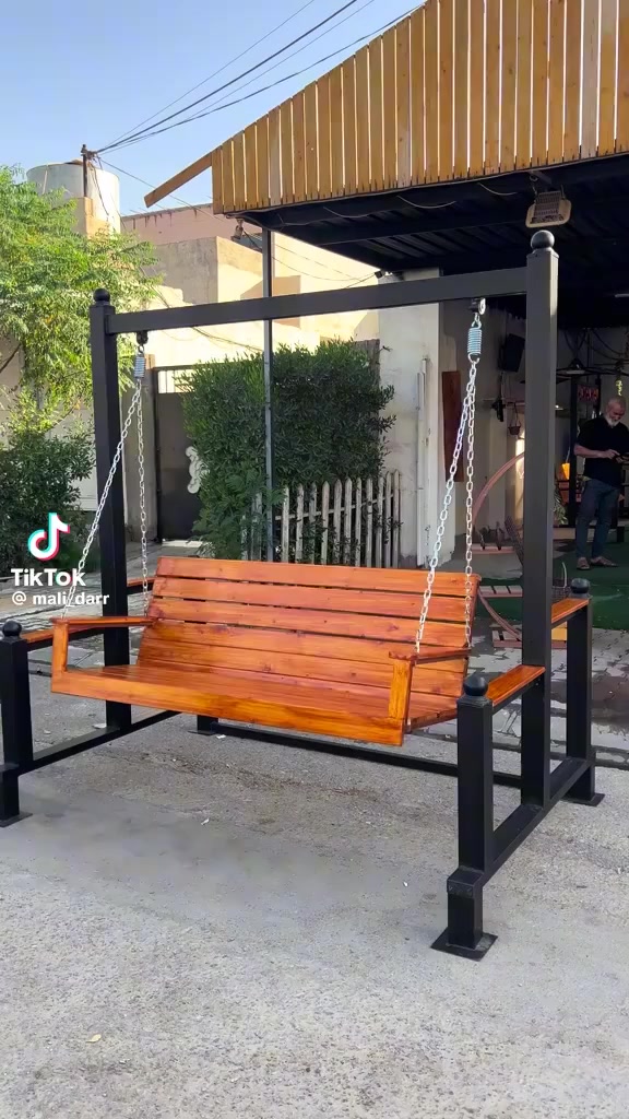 سلام عليكم
تفصال مراجيك حسب الطلب الزبون 
وبسعار معقوله 
عنون العماره حي ام الصادق (عبجيه)
رقم :***********
