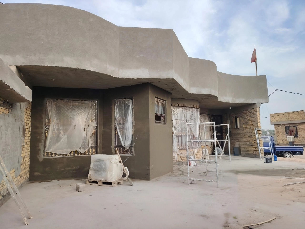 سلام علیکم خلفه لبخ سمنت ناعم 
خشن سقل تشمیع 
شغل مصاطر جص بورك متفرغ 
حالین مکاني النجف 
*********** وتساب
