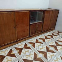 بوفية مترين ونص نضيفه مكان تقاطع نهروان 07804848678 سعر ٥٠ الف