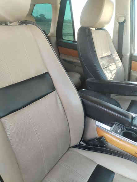 السلام عليكم سياره رانج فول مواصفات مكفوله تخم تايرت جديد الكشانه تدليك وكهربائي المري شفط وارد خليجي  موديل 2010 السعر 140وبيها مجال حك الجيه لستفسار الخاص مفتوح ورقم ***********
