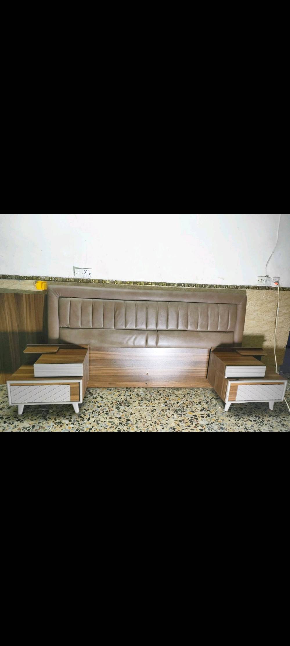 ٨ قطع نضيفة وكاملة وثكيلة غرفة تركي 