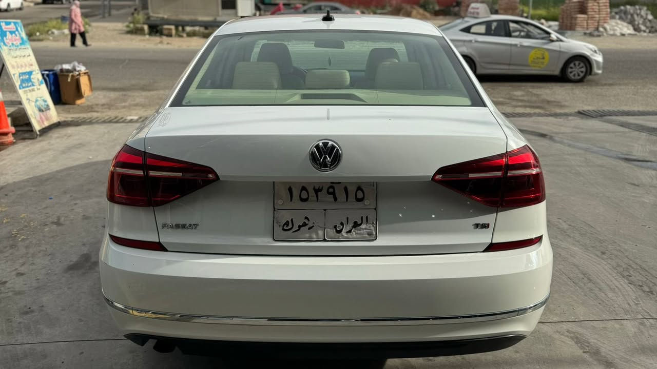 باسات ٢٠١٩ فول موصفات
سلايد 
رادار ( خلفي و امامي ) 
كوشن جلد ( تدفئه) 
نقطة عمياء 
بدون صبغ بس ( شبر جاملغ و باب النفر ) 
گير و مةكينة بشرط ( ما مفتوح ) 
رقم تلفون ***********
