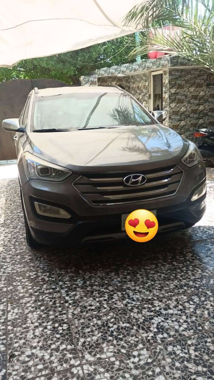 سنتافيه ١٣ رقم بابل بسمي مشروع وطني وارد امريكي بيها جاملغ وبنيد سياره جاهزه مكينه ٢٤٠ وجاهزه تبريد ويه سويج قطعتين تبريد فول عدا بصمه والفتحه همسه راكب وسعر ١١٠ وبيها مجال *********** بغداد, العراق
