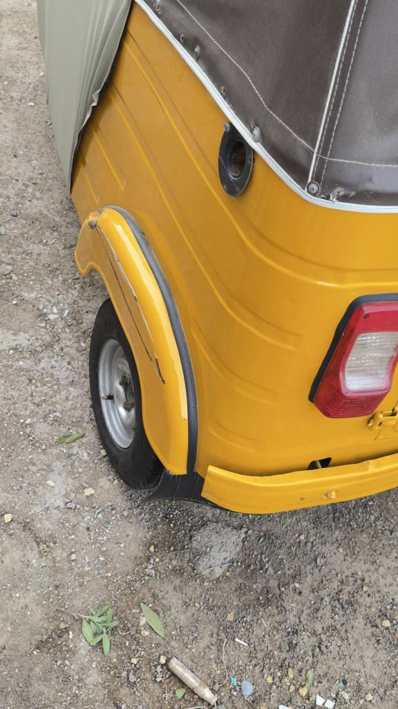 سلام عليكم
تكتك موديل 19شهر 11مصبوغة عام مكينة جديدة مالت عشرين رقم واسط مكانهة واسط مداور ثاني يوم 
***********
