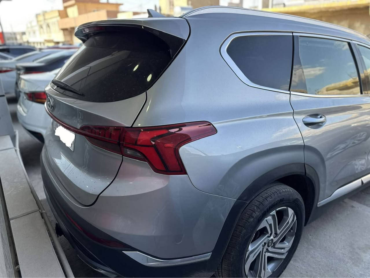 سنتافي موديل2023 ماصوفات فول فول كوشن جلد كوشن هيتر كوشن تبريد كوشن مساج كوشن خزن شاشه الكتروني و تحكم شاشه مزن  پينج كاميره پشت و پيش حساس و رادار ويل كروم و په رده 

ضرر : صبغ قطعه ك و بوستك ده رگه هي بي داخلي و بي يرباك رقم جاهز گيرو مه كينه شه رت به ر و رادار شريكه 

*********** اكر, نينوى
