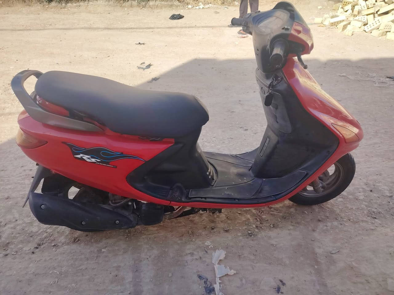 دراجه فراشه فحل كرستال محرك ماكس جديده   كل نقص مابيه سعر خاص500 بيه مجال  رقمي ***********
