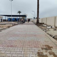 عمل انواع المقرنص، والمرمر، والبورسلين، والساقيه والكربستون ،والبازلت ...