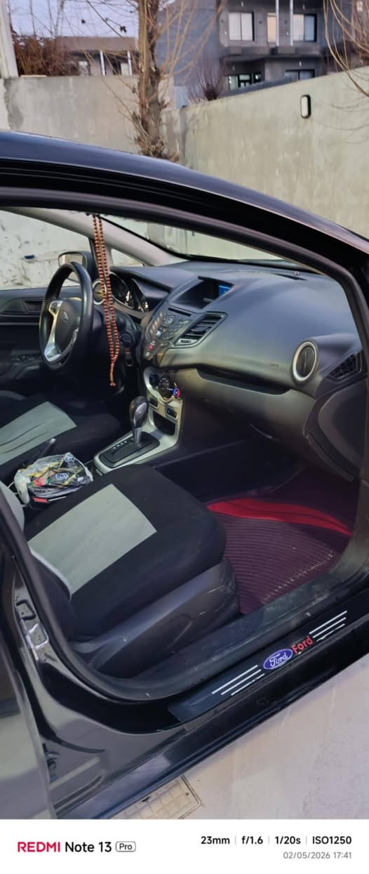 فۆرد ڤێستای 2017 گێر تۆماتیک ،گێرو مەکینە بەشەرت بێ تەقەو ڕەقە پارچەو نیوەکی سبوغە بێ ناو گرتن ڕسمی سۆنەرەکەم داناوە ، هەموو شتێکی بەشەرت شوێن خەلیفان سعری 83$ معامەلە
***********   
*********** أربيل, العراق
