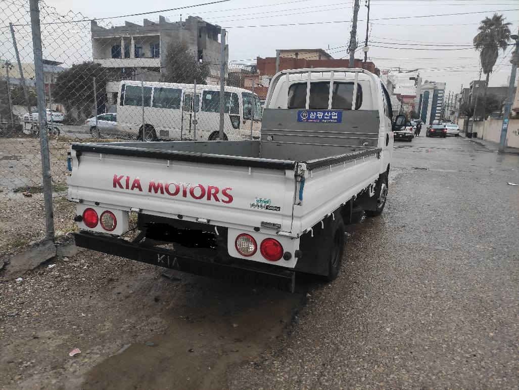 Kia 
بۆفرۆشتن2012سەنەوی تا 6/2030تازەیە دوو پەڵە بۆیاخی هەیە پلاکو نۆزڵی تازە یە پەمپی تازە تەشفیت کراوە سلفو پاتری تازەیە  بانسەکانو دەبۆکانی دواوەی تازە گۆڕاوە تایەکانی پێشەوەی لەگەڵجوتێکلەدواوە تازەیە نرخ 135 لەگەڵ ڕێز *********** السليمانية, العراق
