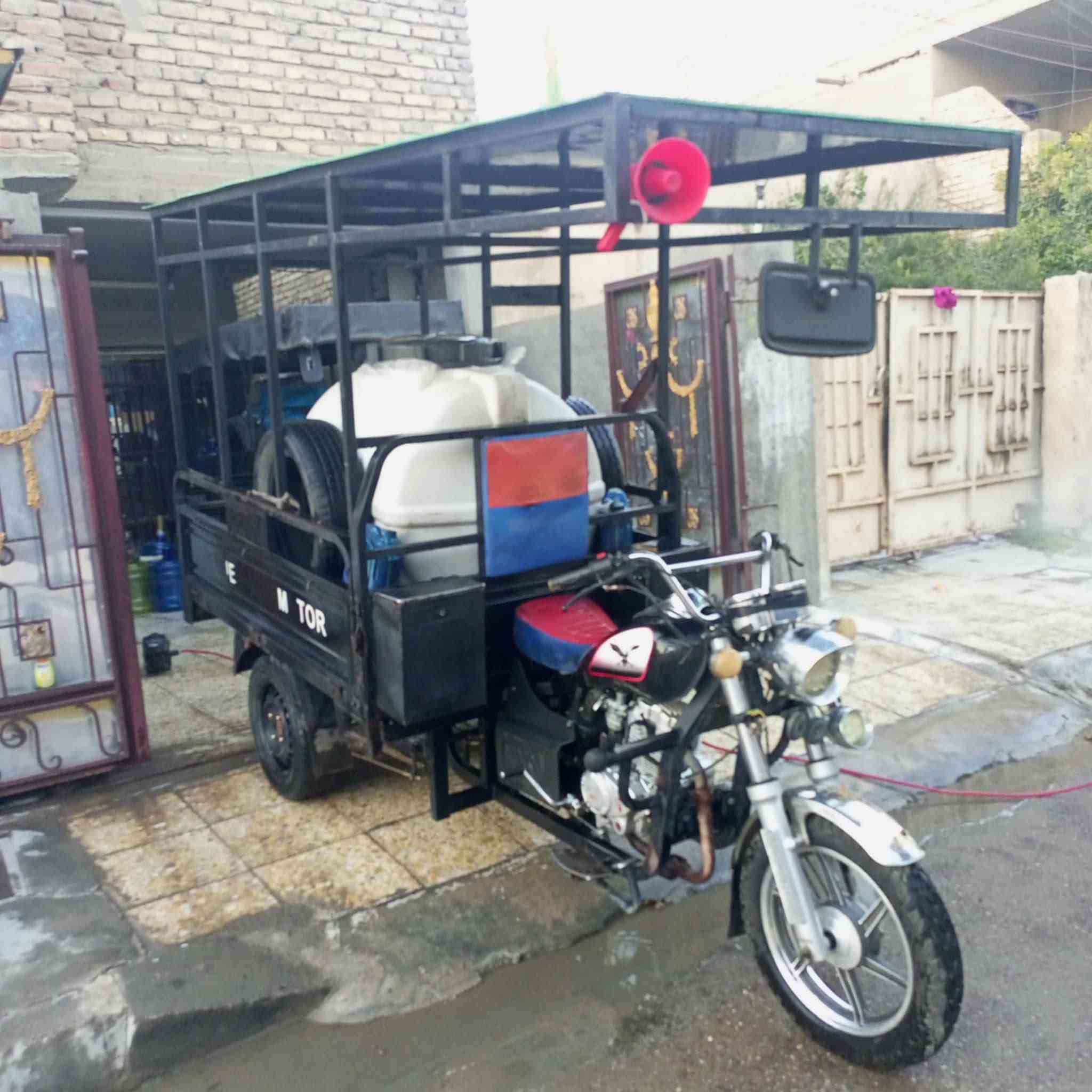 السلام عليكم ستوته كامله هي والقمريه والتانكي (السعر1600)وبيهاا مجال للستفسار على هذا الرقم(***********)
