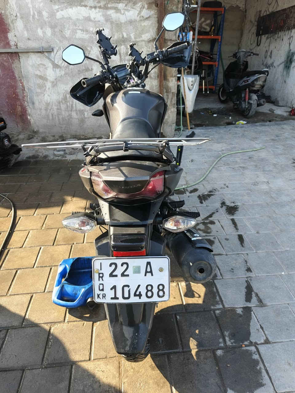 هوندا يونكورن ياباني نازله من رمبه قبل ٣ شهور ماشيه ١١ الف حقيقي وتاريخ سنويه يحكم دراجه بسمي تحويل شوكت دراجه رمبتها ٤ونص اني رايدها ب٣٨٠٠ ومتلكه هيج سعر بهيج نضافه سبب البيع احتاجيت فلوس


**إذا كنت صاحب هذا الإعلان وتريد حذفه لأي سبب، رجاءا أرسل رسالة إلى الدعم الفني**