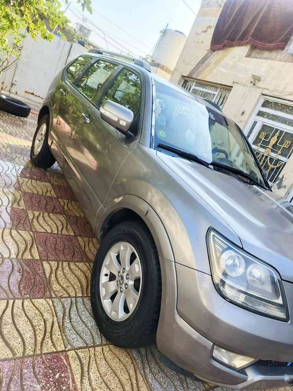 السلام عليكم كيا موهافي ادوات موديل 2014
خليجي سياره كصه جنطه 
متوم طبق الأصل
ب 120 جرس الانذار يشتغل 
فول مواصفات عده بصمه و فتحه
حساسات 
زراك لايت +لايت شركه بلادي
خزن ميموري 
كشنات كهربائي
فور ويل 
3قطع تبريد مركزي 
نظام نزول منحدرات 
جنطه شفط كهرباء 
محرك 8 سلندر مكفول 
 حداديه جديده تخم تاير جديد باتري جديد 
بيع أو مراوس حسب قناعه
مكاني بغداد مجمع بسمايه
***********
