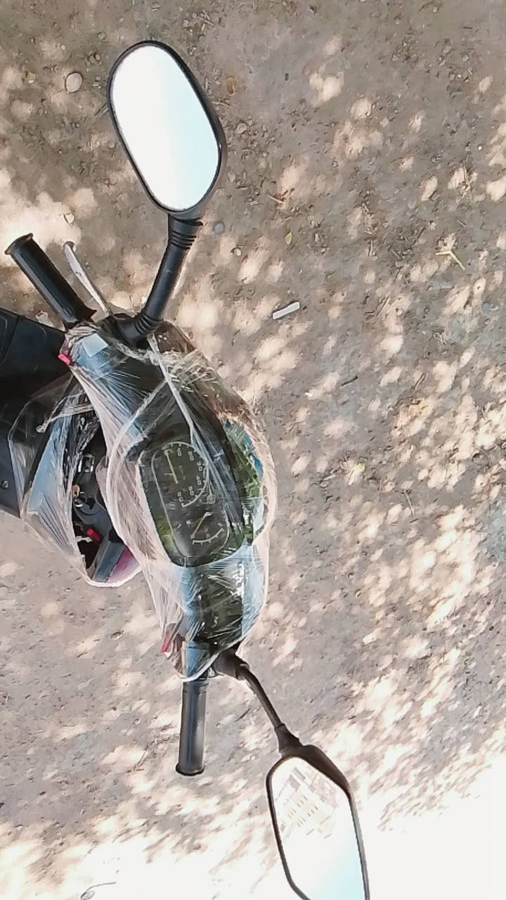 السلام عليكم دراجه بطه للبيع دبل سكليتر دراجه حلوه او نضيفه ...  اشايرهورن سلف  قفل جنطه قفل سكان  لايت امامي.. عداد بانزين   مكينه شلعه او معدل   تاخذه تترحملي  تجي او تشوف ابعينك.. المكان النجف حي ابو طالب الستفسار الرقم ***********او تتواصل وياي على الفيس..  السعر 275او بيها مجال او شوف فيديو دراجه نضيفه كلش  الي امصوره تجي جيب مصلح وياك او افحص...  او بلـ خدمه 🌹🌹
