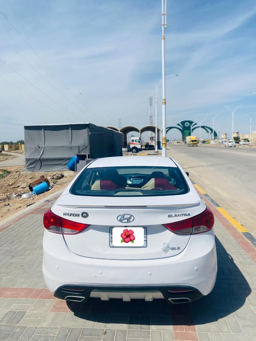 سلام عليكم الانتره 2013 كير مكينه حداديه تخم تاير تبريد كله جاهزه رقم مثنئ مداور ثاني يوم بيه صبغ الباب وجاملغ جهت سايق والباقي كفاله مكفوله من ضربه العابره مكان سماوه سعر 97 وبيه مجال الاستفسار ***********
