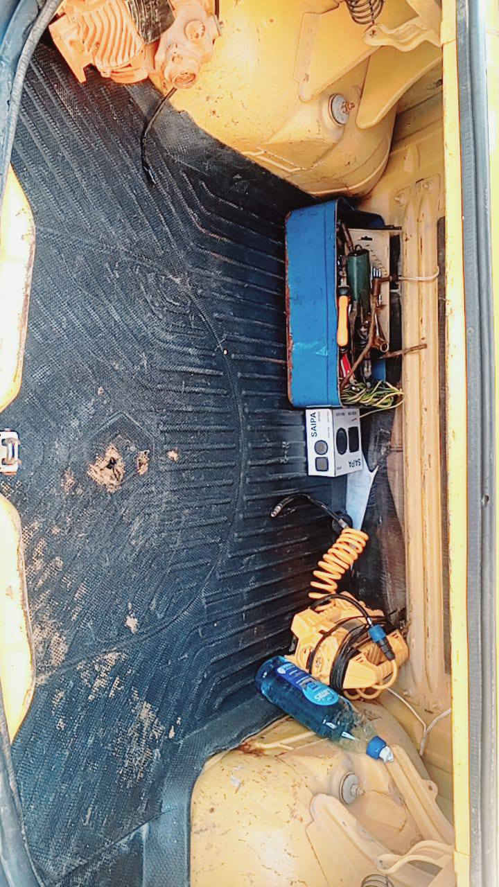 سلام عليكم رينو لوكان موديل ٢٠٠٩مكينه كير مكفولات حداديه اماميه خلفيه جاهزة تخم تاير وياله جدد سنويه ل ٢٠٢٧ مصبوغه حزام اثر جراد قمارة بنيد جنطه مامصبوغات هيئه ٢٣٠وغرامات ٥٠عل مشتري سعر ٣٣وبيها مجال مكاني كوت مركز مدينه للاستفسار ***********
