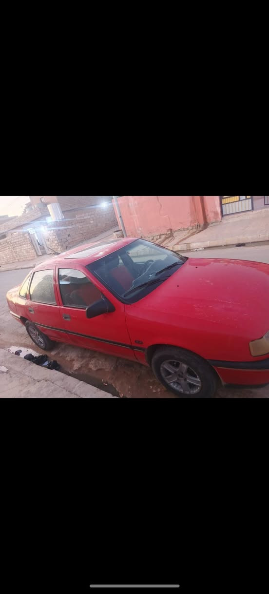 السلام عليكم
اوبل فكتره موديل1989
محرك كير شرط حجم 20
هزه ورقم جديد شرط التحويل
السعر 33 وبيه مجال العنوان ناحيه زمار 
***********
***********
