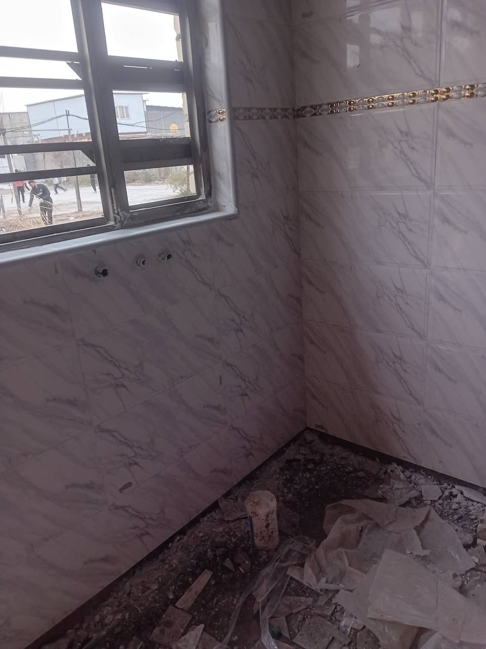 السلام عليكم عمل سراميك درجة اولى وبورسلين ***********
