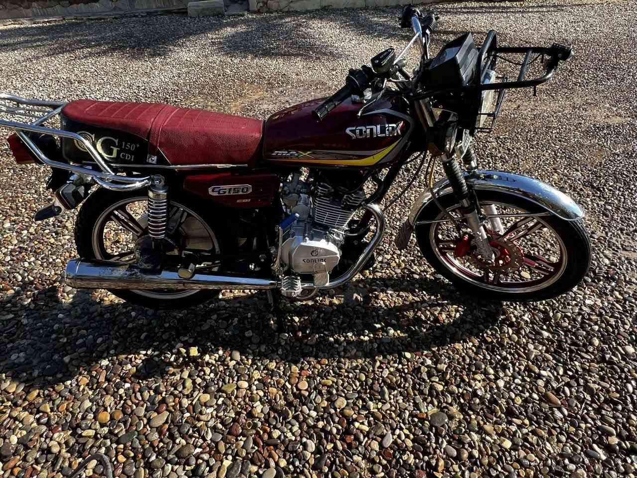 السلام عليكم.. سونك 23للبيع محرك شرط مامفتوح بعدو شركه دبل سويج ودبل ريمونت نضافه فولل سعرو 650 وبي مجال قليل مكاني اشويرات .. رقمي ***********
