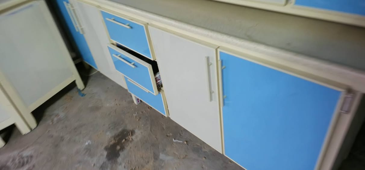 نبدل كاونتركم القديم مع كاونتر مستخدم أو جديد من عدنا
كاونتر مستخدم سطح مرمر نظيف جدا  ٥قطع
الطويل بي مكان غساله صحون قياس ٣ متر وياه معلق
السنك متر وربع ومعلق  وياهن بيت شافطه مال دهون
تركي تسكام شغل درجه اولى اخو الجديد

سعره ٧٠٠ الف
مكانه كربلاء حي النضال قرب بيت المختار محمد داهي
نهايه شارع سوق حي البعث (الكراج الاخير)

*********** واتساب 
***********

تابع البيج المستخدم لمزيد من العروض
https://www.facebook.com/share/1Am2wx1tDo/

https://www.facebook.com/share/1Am2wx1tDo/
رابط البيج للجديد
