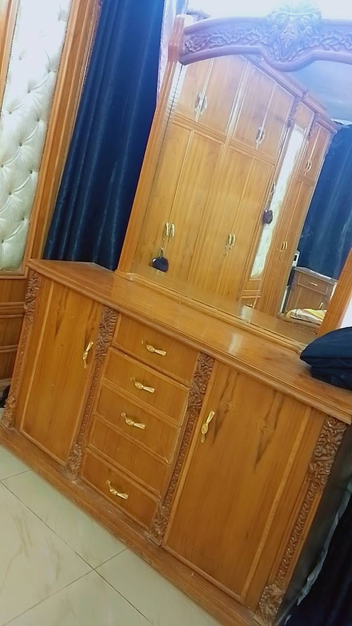 غرفة نوم للبيع نظيفة جدا ولا شخط بيهة


**إذا كنت صاحب هذا الإعلان وتريد حذفه لأي سبب، رجاءا أرسل رسالة إلى الدعم الفني**