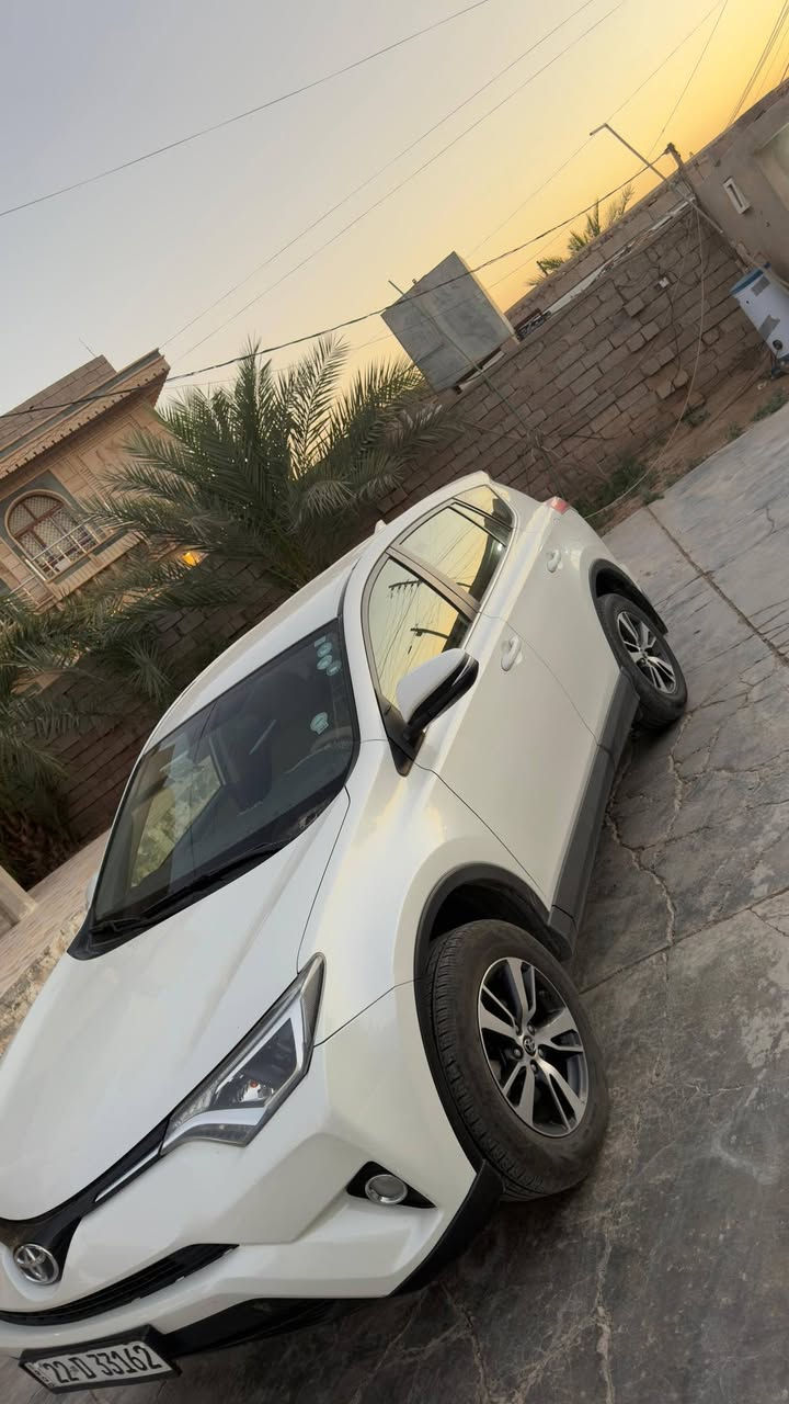 السلام عليكم
سياره RAV4
موديل 2018
كلين ماشيه 80000
السياره نضيفه ما بيه اي ضرر 
وارد خليجي
المكان صلاح الدين - تكريت 

السعر خاص  
للتواصل  
***********
