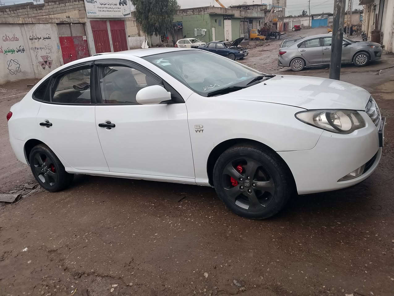 افانتي 2009
بدون ضرار بيه مكانت بارد وبخشم  البوند معجون شرط التحويل كابون بانزين بيه مكان السياره الموصل السعر 118 وبيه مجال ***********
