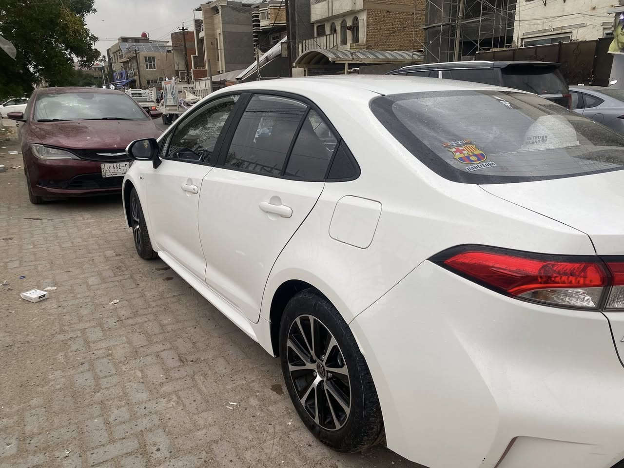 كورلا هايبرد 2025 شكل الامريكي ماشيه 32 الف سياره خير من الله وبانزين اخلي بس محسن ودهن اصلي وسياره ع اي وباسمي شخصيا سياره كفالة عامه عده شخوط بدعاميه مثل مموضح بصور مكان السياره بغداد توصل ***********
