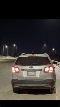 سورنتو ٢٠١١ • محرك V6 • فور ويل ٧ راكب