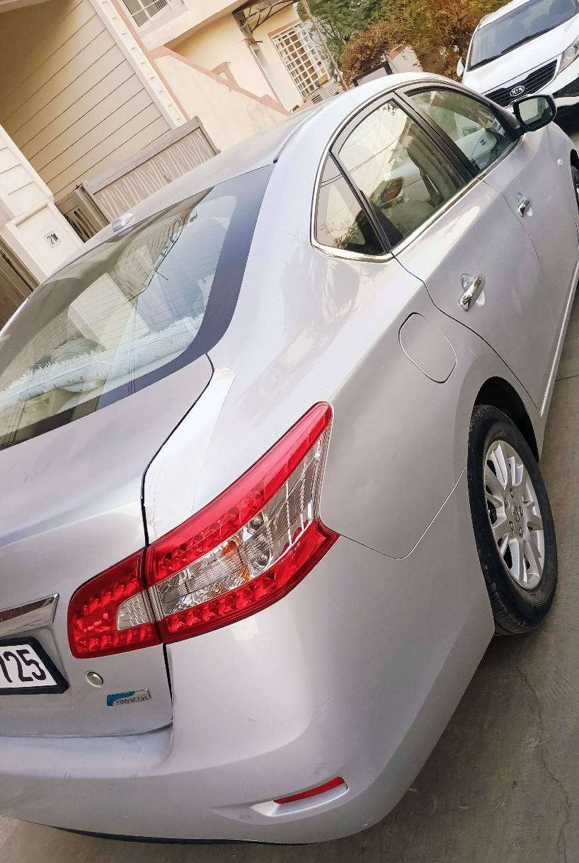 سێنترای خلیجی 2014 ناوزەرد مەکینە گەورە یەک پەڵە بۆیاخی هەیە دەرگای دوای سەکن سەنەوی بەسەرچوەو ڕەقەمی تازەیە ڕەقەم سلێمانی گێڕو مەکینەو بەناو کردن بەشەرت سەیارەیەکی زۆر ڕێکو پێکە وهی ماڵی خۆمە 190 هەزار ڕۆیشتووە. 111 وەرەقەو مجال 
***********.   *********** السليمانية, العراق
