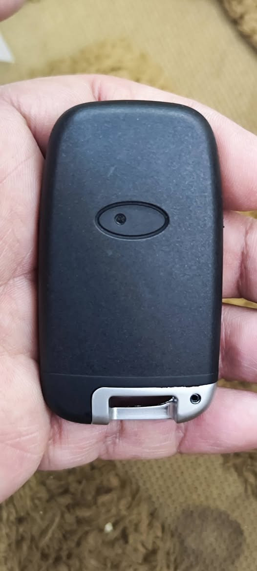بصمة وخريطة ومفتاح خام مامحفور كاملة ( قابلة للبرمجة) قطعة جديدة ، السعر 30 الف ، يوجد توصيل .


**إذا كنت صاحب هذا الإعلان وتريد حذفه لأي سبب، رجاءا أرسل رسالة إلى الدعم الفني**