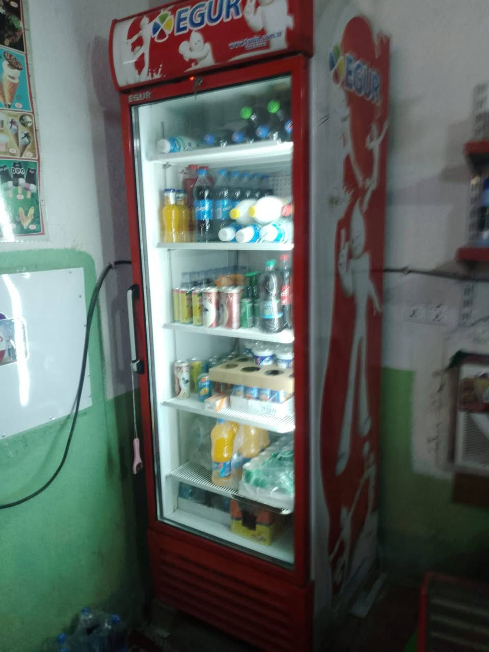 للبيع براد  تركي حجم كبير عملاق نضيف 
بسعر 650 الف  او بيه مجال  سارع واتصل. ***********.  العنوان اطوريج اسواق بركات ام البنين (ع)  ابو حيدر
