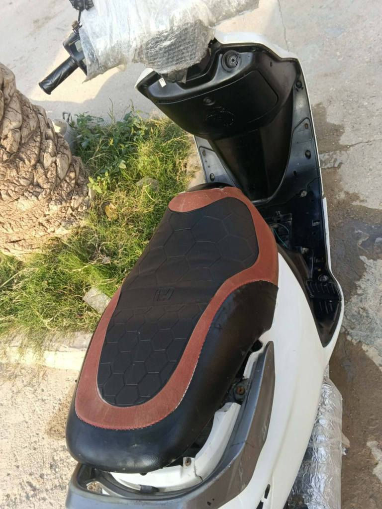 السلام عليكم دبانه للبيع مقفوله كفاله عامه فراشه مراوس عاد اراوس السعر 225 وبي مجال ***********
